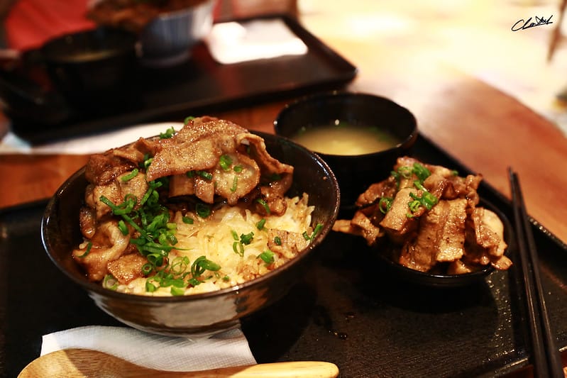 【 人氣餐廳 】燒肉丼大比拼part3-燒丼株式會社 愛吃肉的絕對要來這間!(還有烏雲冰噢) - 第11張圖 IMG_1778拷貝