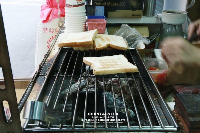 【台北早餐】料多到三明治爆開來的。阿姊の店 碳烤三明治 - 第6張圖 IMG_4194拷貝