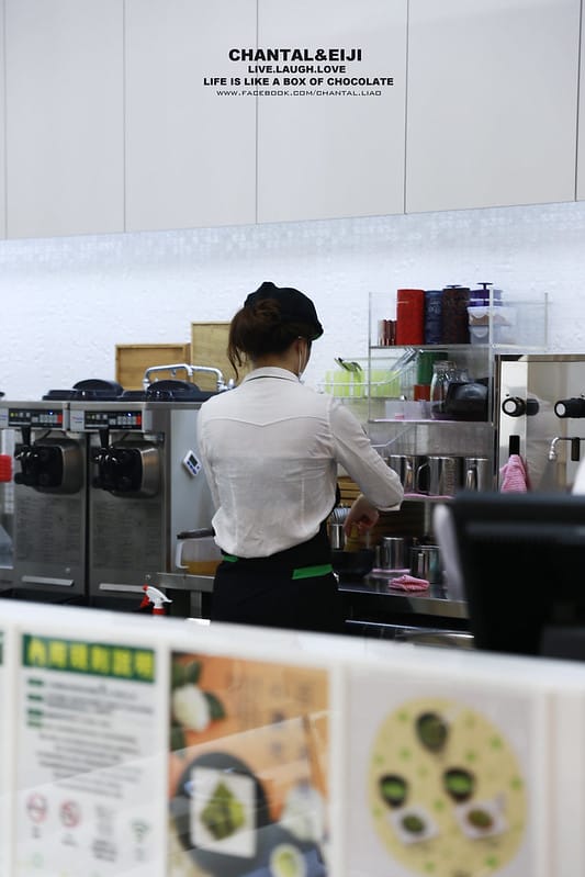 【食記】雖然好吃但服務很令人反感的TSUJIRI 辻利茶鋪(然後我覺得我好一陣子不會吃抹茶刨冰了XDDDD) - 第17張圖 IMG_8832拷貝