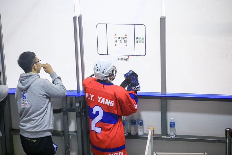 【IHOCKEY】再次對上紐西蘭,延長賽後終於3:2贏得勝利!!!我都要哭了 - 第26張圖 NZL