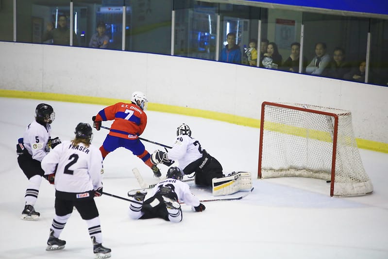 【IHOCKEY】再次對上紐西蘭,延長賽後終於3:2贏得勝利!!!我都要哭了 - 第39張圖 NZL