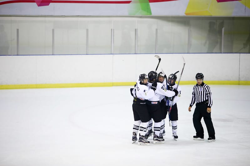【IHOCKEY】再次對上紐西蘭,延長賽後終於3:2贏得勝利!!!我都要哭了 - 第30張圖 NZL