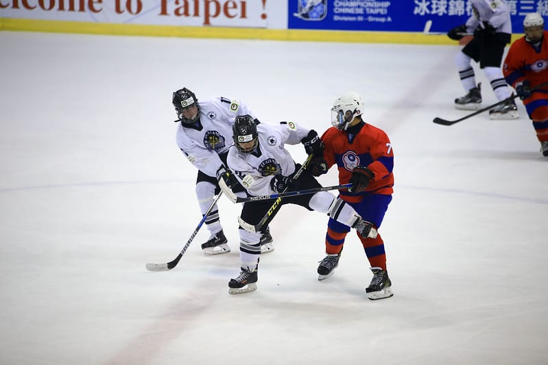 【IHOCKEY】再次對上紐西蘭,延長賽後終於3:2贏得勝利!!!我都要哭了 - 第22張圖 NZL
