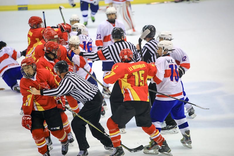 【IHOCKEY】這一場應該就是大家最關心的中國vs.台灣! - 第31張圖 中國