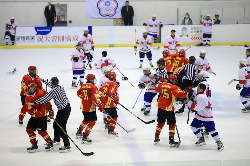 【IHOCKEY】這一場應該就是大家最關心的中國vs.台灣! - 第32張圖 中國