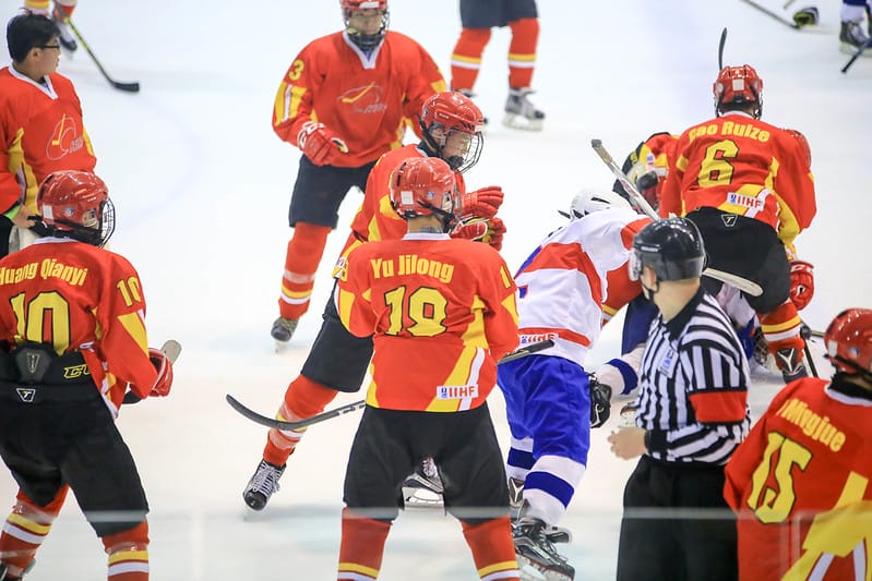 【IHOCKEY】這一場應該就是大家最關心的中國vs.台灣! - 第33張圖 中國