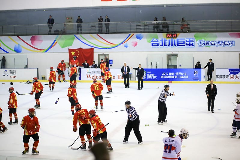 【IHOCKEY】這一場應該就是大家最關心的中國vs.台灣! - 第37張圖 中國