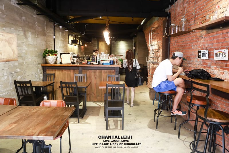【台北早餐】躲在小巷中的工業設計風早餐店-Max碳烤土司(南京總店) - 第4張圖 MAX碳烤土司