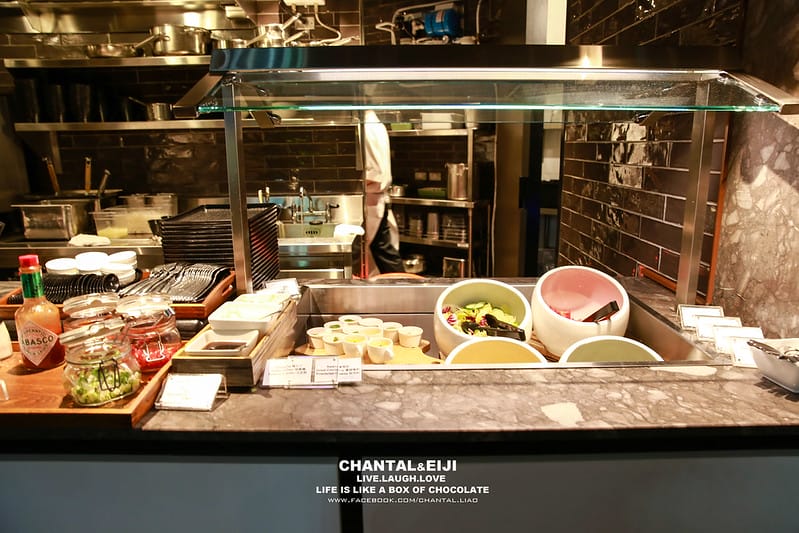 【Taiwan】登機前的小小享受:環境很好,可惜食物有點少的Plaza premium lounge - 第6張圖 桃園 plaza