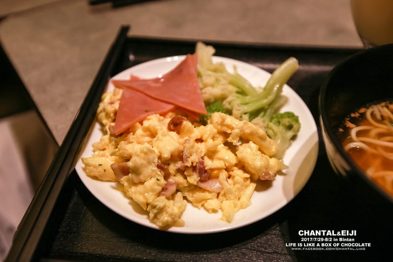 【Taiwan】登機前的小小享受:空著肚子就是要到貴賓室吃早餐!Plaza premium lounge - 第20張圖 IMG_3846 拷貝-2拷貝