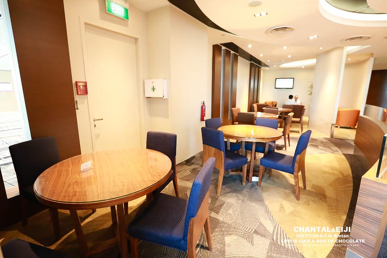 【Singapore】登機前的小小享受:搖擺不定的貴賓室4選1-DNATA Lounge (我每間都想去拉!) - 第28張圖 IMG_7774 2 拷貝-2拷貝