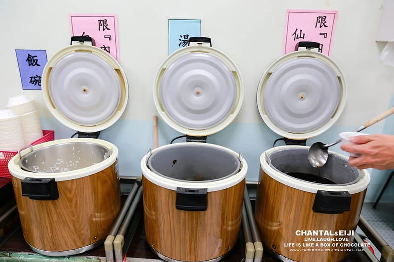 【食記】錦州街/中山國中站商圈美食-要吃排骨飯當然就要是要選得意排骨啊! - 第10張圖 IMG_0115-2拷貝