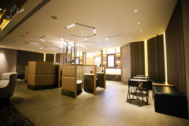 【Taiwan】登機前的小小享受:品質保證!一定是又舒適又好吃(?)的PLAZA PREMIUM LOUNGE! - 第4張圖 台灣貴賓室