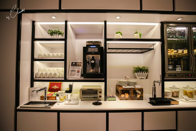 【Taiwan】登機前的小小享受:品質保證!一定是又舒適又好吃(?)的PLAZA PREMIUM LOUNGE! - 第22張圖 台灣貴賓室