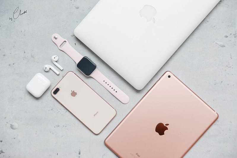 AIRPODS