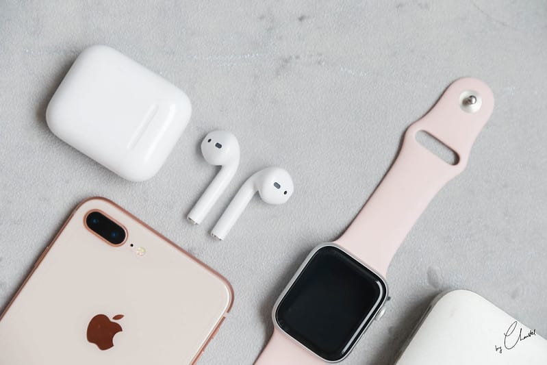 AIRPODS