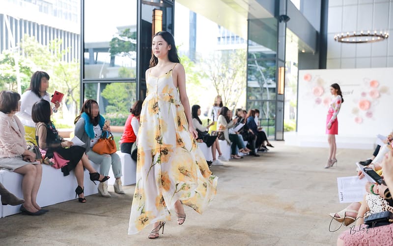 開啟2019春天的浪漫,Blumarine / 副牌Blugirl 2019 春夏服裝秀 (圖多,含餐飲介紹) - 第25張圖 服裝秀