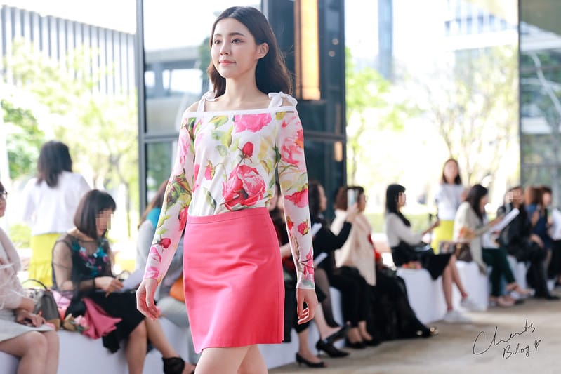 開啟2019春天的浪漫,Blumarine / 副牌Blugirl 2019 春夏服裝秀 (圖多,含餐飲介紹) - 第22張圖 服裝秀