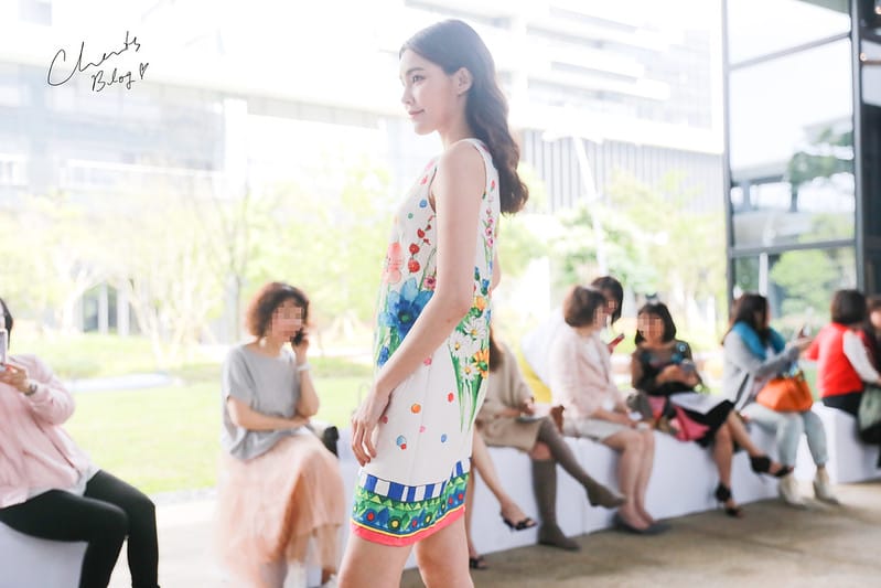 開啟2019春天的浪漫,Blumarine / 副牌Blugirl 2019 春夏服裝秀 (圖多,含餐飲介紹) - 第33張圖 服裝秀