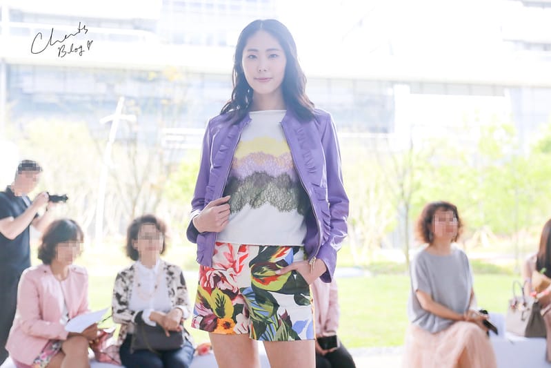 開啟2019春天的浪漫,Blumarine / 副牌Blugirl 2019 春夏服裝秀 (圖多,含餐飲介紹) - 第29張圖 服裝秀
