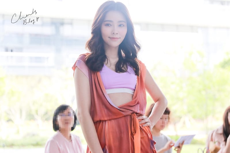 開啟2019春天的浪漫,Blumarine / 副牌Blugirl 2019 春夏服裝秀 (圖多,含餐飲介紹) - 第69張圖 服裝秀