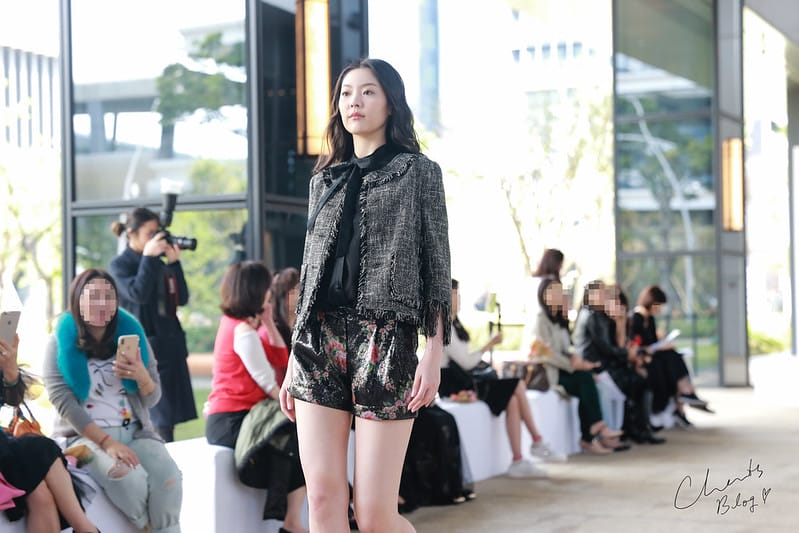 開啟2019春天的浪漫,Blumarine / 副牌Blugirl 2019 春夏服裝秀 (圖多,含餐飲介紹) - 第45張圖 服裝秀
