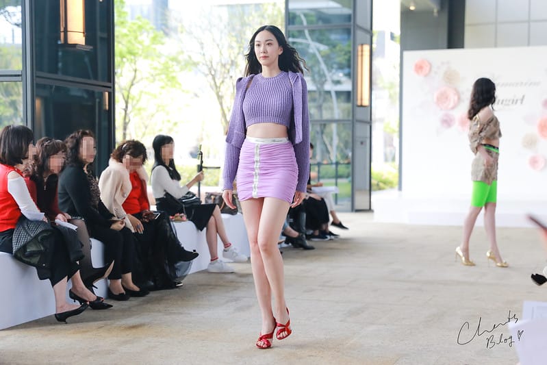 開啟2019春天的浪漫,Blumarine / 副牌Blugirl 2019 春夏服裝秀 (圖多,含餐飲介紹) - 第58張圖 服裝秀
