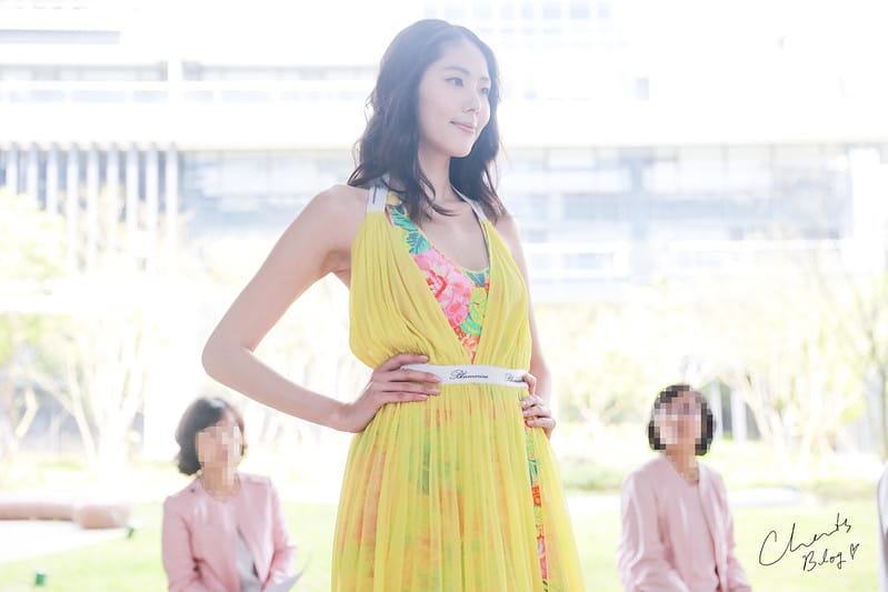 開啟2019春天的浪漫,Blumarine / 副牌Blugirl 2019 春夏服裝秀 (圖多,含餐飲介紹) - 第74張圖 服裝秀