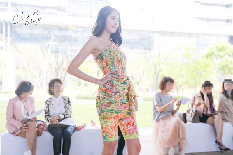 開啟2019春天的浪漫,Blumarine / 副牌Blugirl 2019 春夏服裝秀 (圖多,含餐飲介紹) - 第60張圖 服裝秀