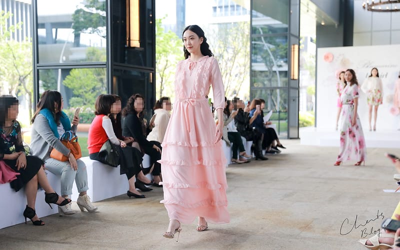開啟2019春天的浪漫,Blumarine / 副牌Blugirl 2019 春夏服裝秀 (圖多,含餐飲介紹) - 第14張圖 服裝秀