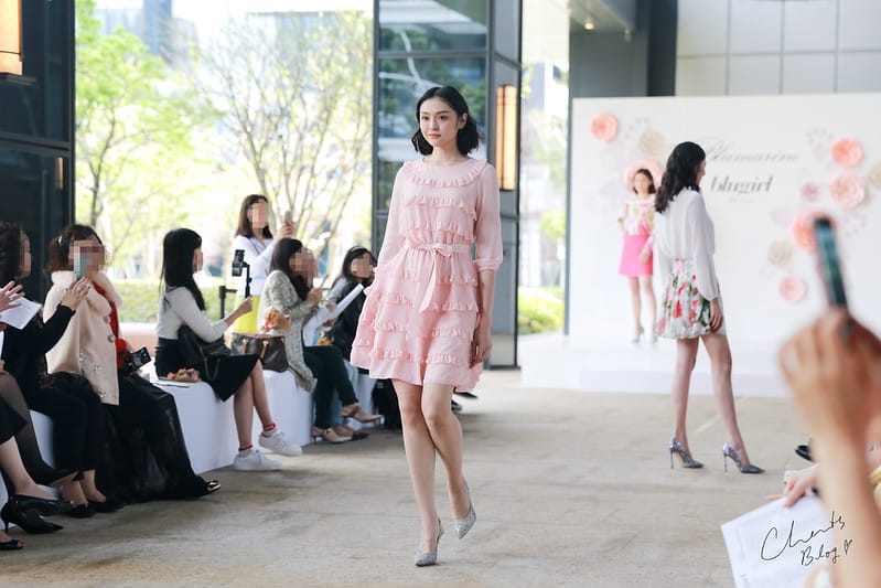 開啟2019春天的浪漫,Blumarine / 副牌Blugirl 2019 春夏服裝秀 (圖多,含餐飲介紹) - 第18張圖 服裝秀