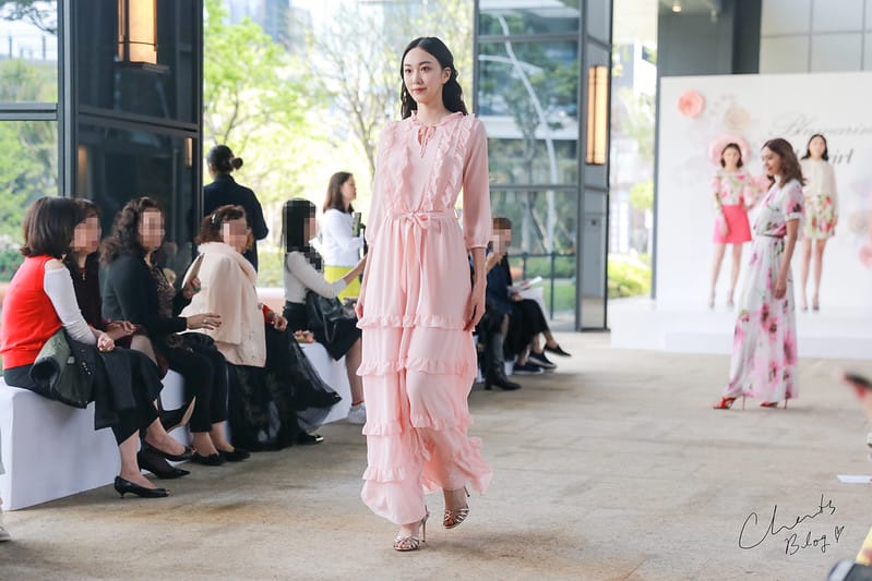 開啟2019春天的浪漫,Blumarine / 副牌Blugirl 2019 春夏服裝秀 (圖多,含餐飲介紹) - 第13張圖 服裝秀