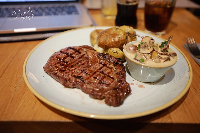 【GATWICK。倫敦蓋威克機場】登機前的小小享受:受盡千萬波折的Grain Store Café & Bar - 第27張圖 倫敦貴賓室