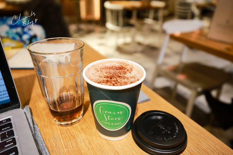 【GATWICK。倫敦蓋威克機場】登機前的小小享受:受盡千萬波折的Grain Store Café & Bar - 第31張圖 倫敦貴賓室