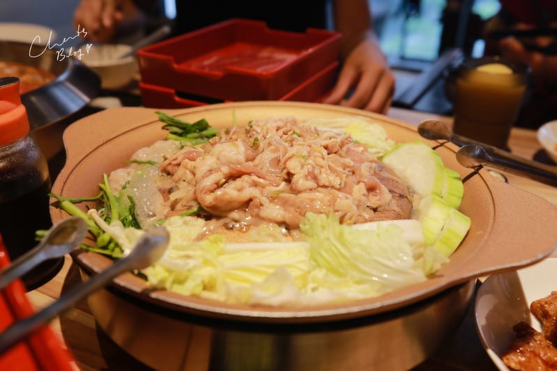 【食記】韓式料理馬拉松之松山citylink貳號店。韓式火烤兩吃吃到飽『銅盤』嚴選韓式燒肉 - 第38張圖 銅盤