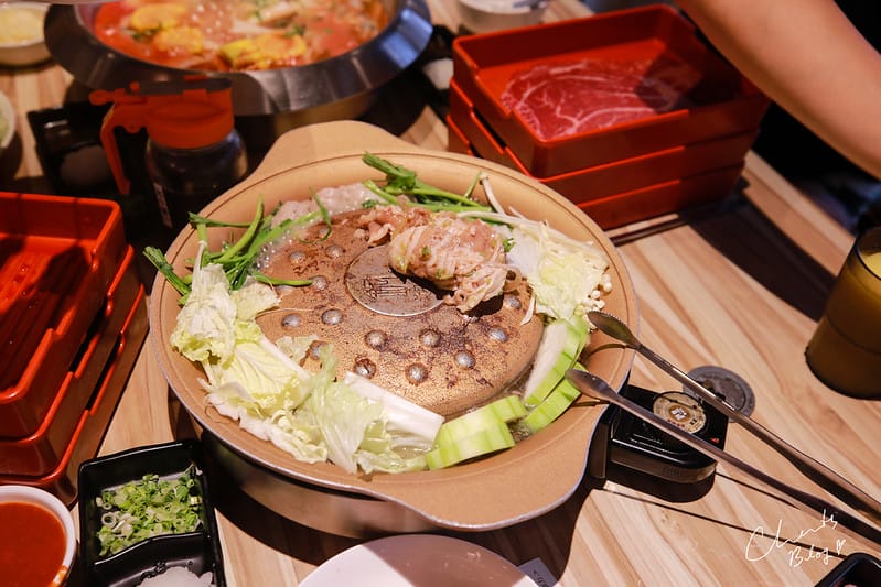 【食記】韓式料理馬拉松之松山citylink貳號店。韓式火烤兩吃吃到飽『銅盤』嚴選韓式燒肉 - 第37張圖 銅盤