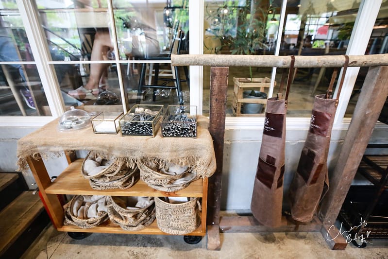【早午餐/咖啡店】IG上觀望已久的『Smile Coffee 憲賣咖啡』丹麥風格,工業風的早午餐(熱河店,圖多) - 第25張圖 Smile Coffee