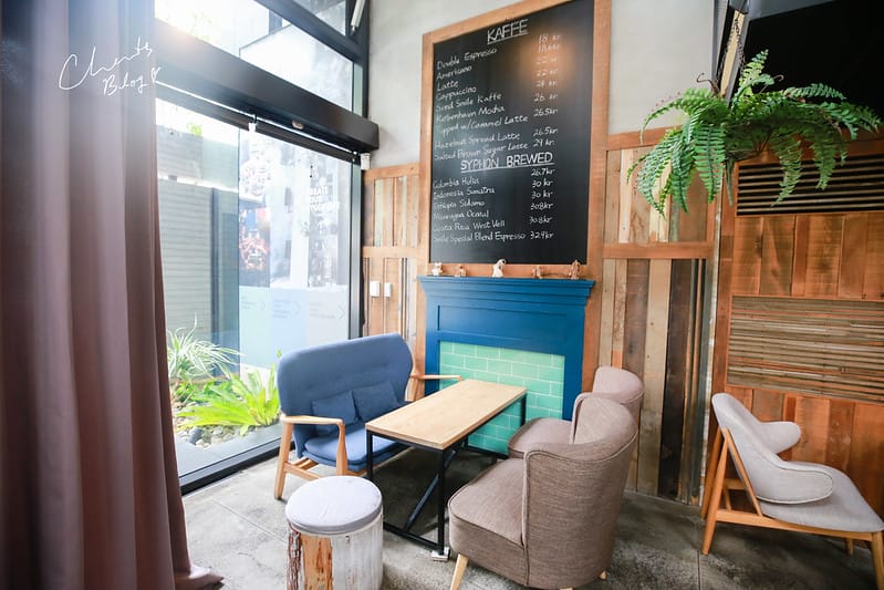 【早午餐/咖啡店】IG上觀望已久的『Smile Coffee 憲賣咖啡』丹麥風格,工業風的早午餐(熱河店,圖多) - 第19張圖 Smile Coffee