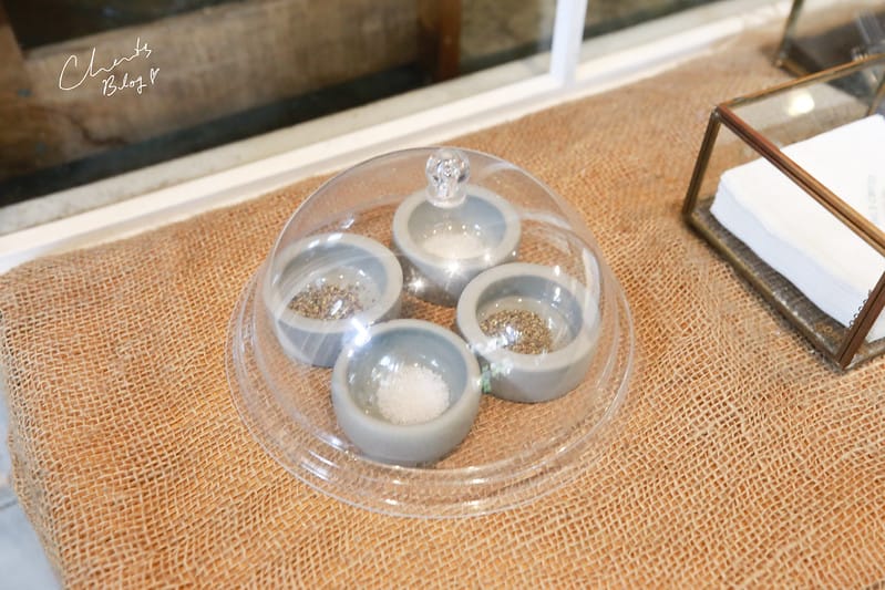 【早午餐/咖啡店】IG上觀望已久的『Smile Coffee 憲賣咖啡』丹麥風格,工業風的早午餐(熱河店,圖多) - 第26張圖 Smile Coffee