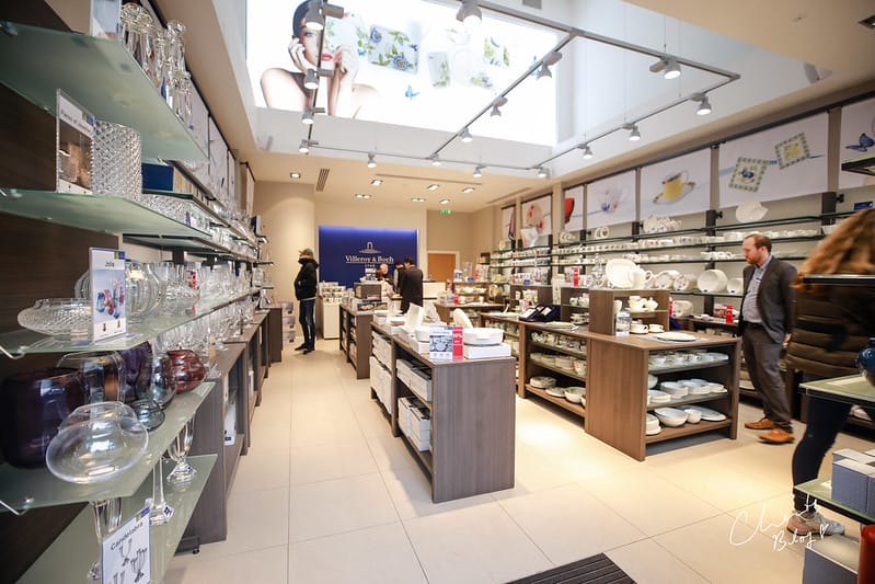 【LONDON。倫敦】旅遊倫敦一定要去,品牌無敵多的Bicester Village Outlet(圖多) - 第14張圖 Bicester Village