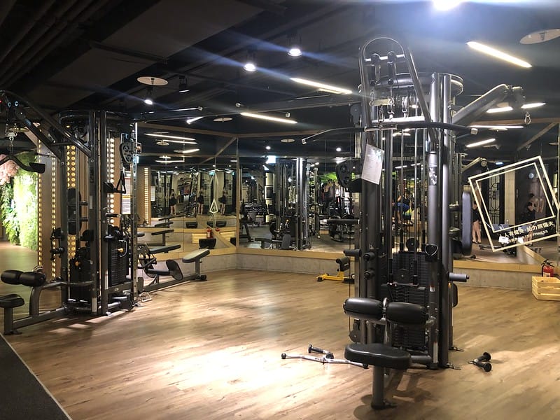 【台北】台北免年費,免綁約健身房分享之半夜也可以去運動的『TDF Fitness給力健身房』