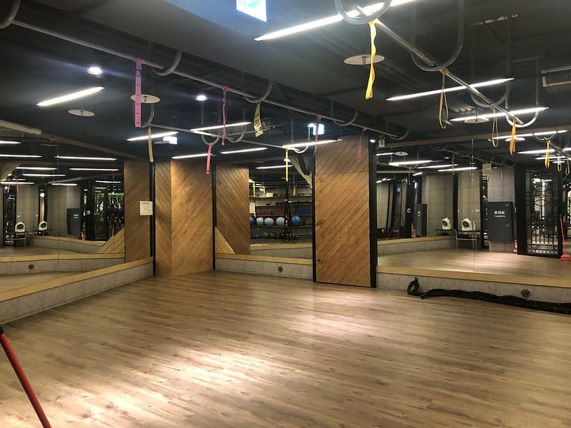 【台北】台北免年費,免綁約健身房分享之半夜也可以去運動的『TDF Fitness給力健身房』