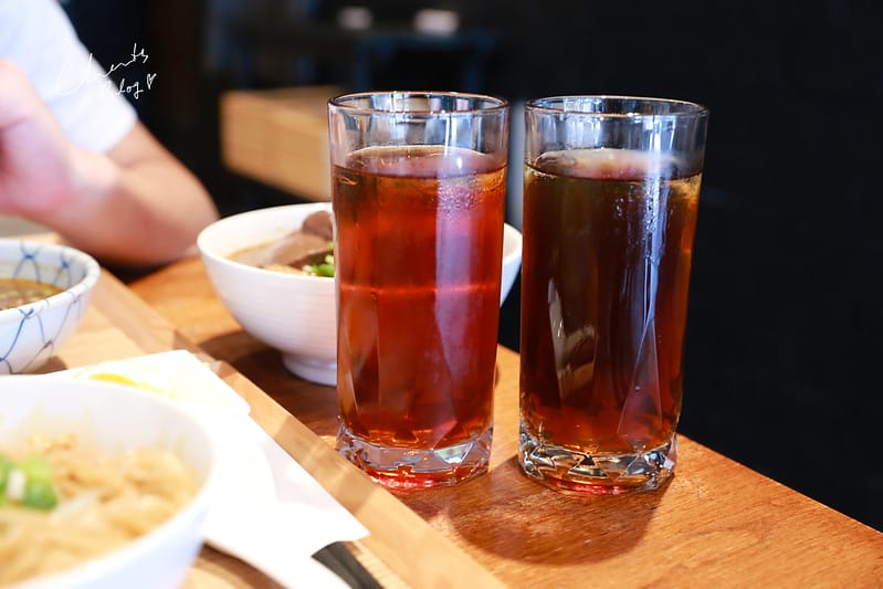 【民生社區】剛開始以為是盜版的銷魂麵,結果一樣超好吃的笑面虎麻辣,麵食 - 第21張圖 笑面虎