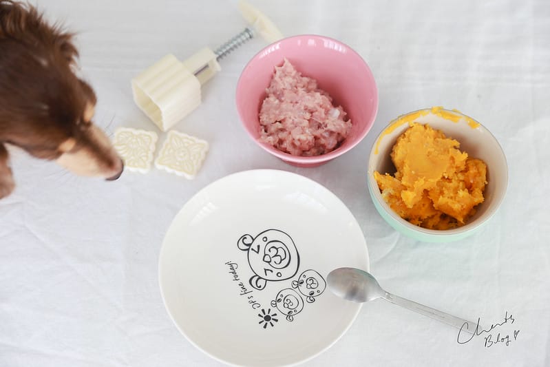 毛小孩廚房 超級簡單自製毛小孩月餅 (喵喵汪汪都適用喔) - 第5張圖 月餅