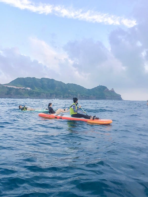 【東北角/景點】夏天尾巴,超熱血龍洞灣SUP追尋日出 - 第27張圖 【東北角/景點】夏天尾巴,超熱血龍洞灣SUP追尋日出