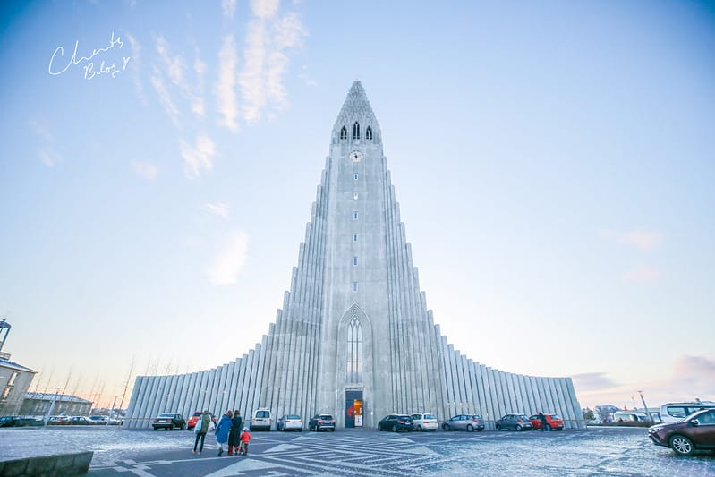 【ICELAND。冰島】雷克雅維克市區之 Hallgrimskirkja哈爾格林姆教堂、Laugaveur徒步街散步 - 第6張圖 冰島大教堂