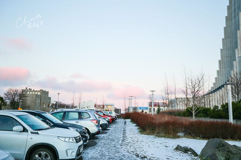 【ICELAND。冰島】雷克雅維克市區之 Hallgrimskirkja哈爾格林姆教堂、Laugaveur徒步街散步 - 第4張圖 冰島大教堂