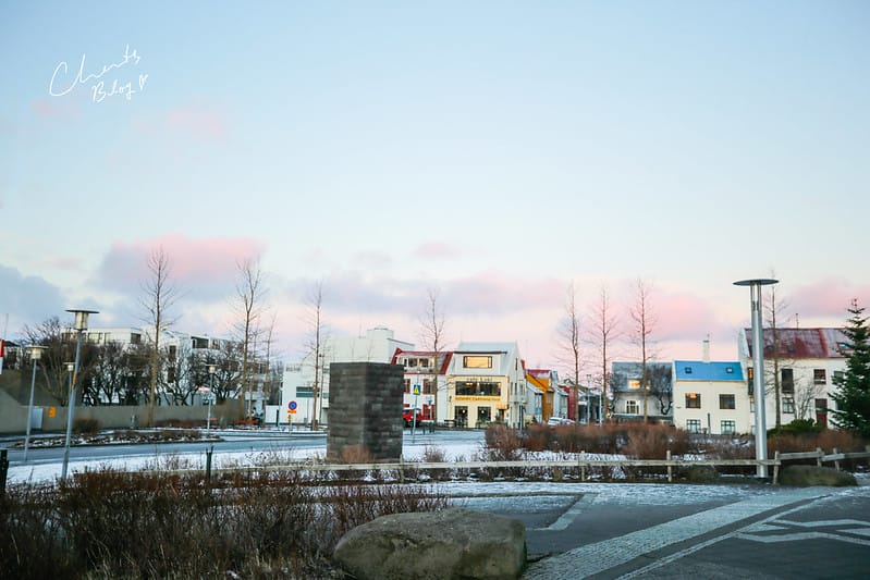 【ICELAND。冰島】雷克雅維克市區之 Hallgrimskirkja哈爾格林姆教堂、Laugaveur徒步街散步 - 第5張圖 冰島大教堂