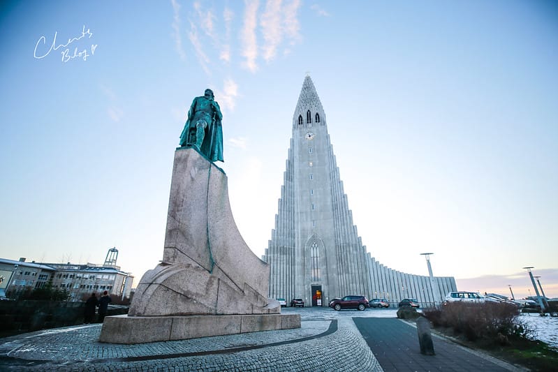 【ICELAND。冰島】雷克雅維克市區之 Hallgrimskirkja哈爾格林姆教堂、Laugaveur徒步街散步 - 第2張圖 冰島大教堂
