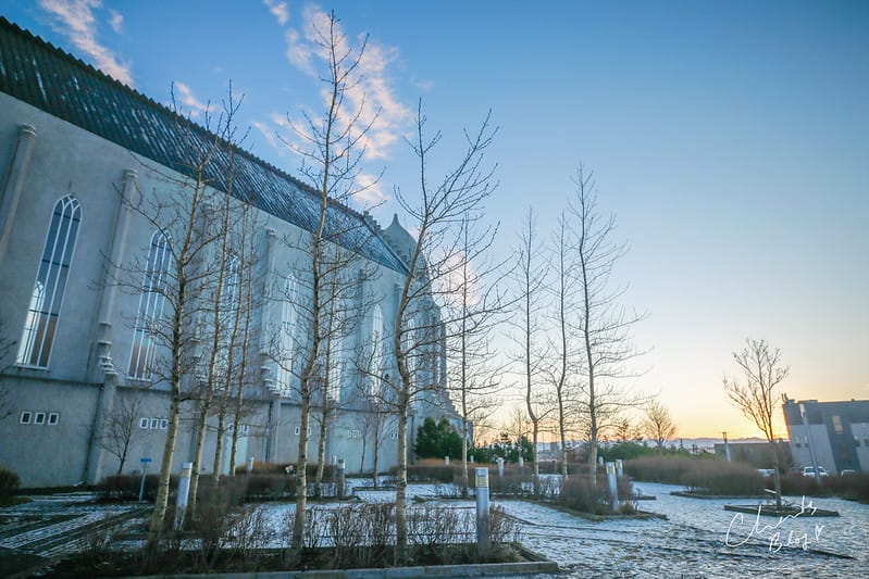 【ICELAND。冰島】雷克雅維克市區之 Hallgrimskirkja哈爾格林姆教堂、Laugaveur徒步街散步 - 第17張圖 冰島大教堂